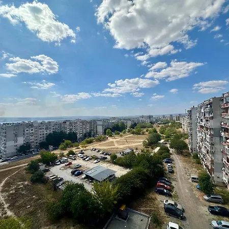 شقة Vyara 56 فارنا